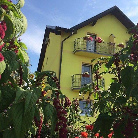 Bed And Breakfast Albatros Perusic Exteriör bild